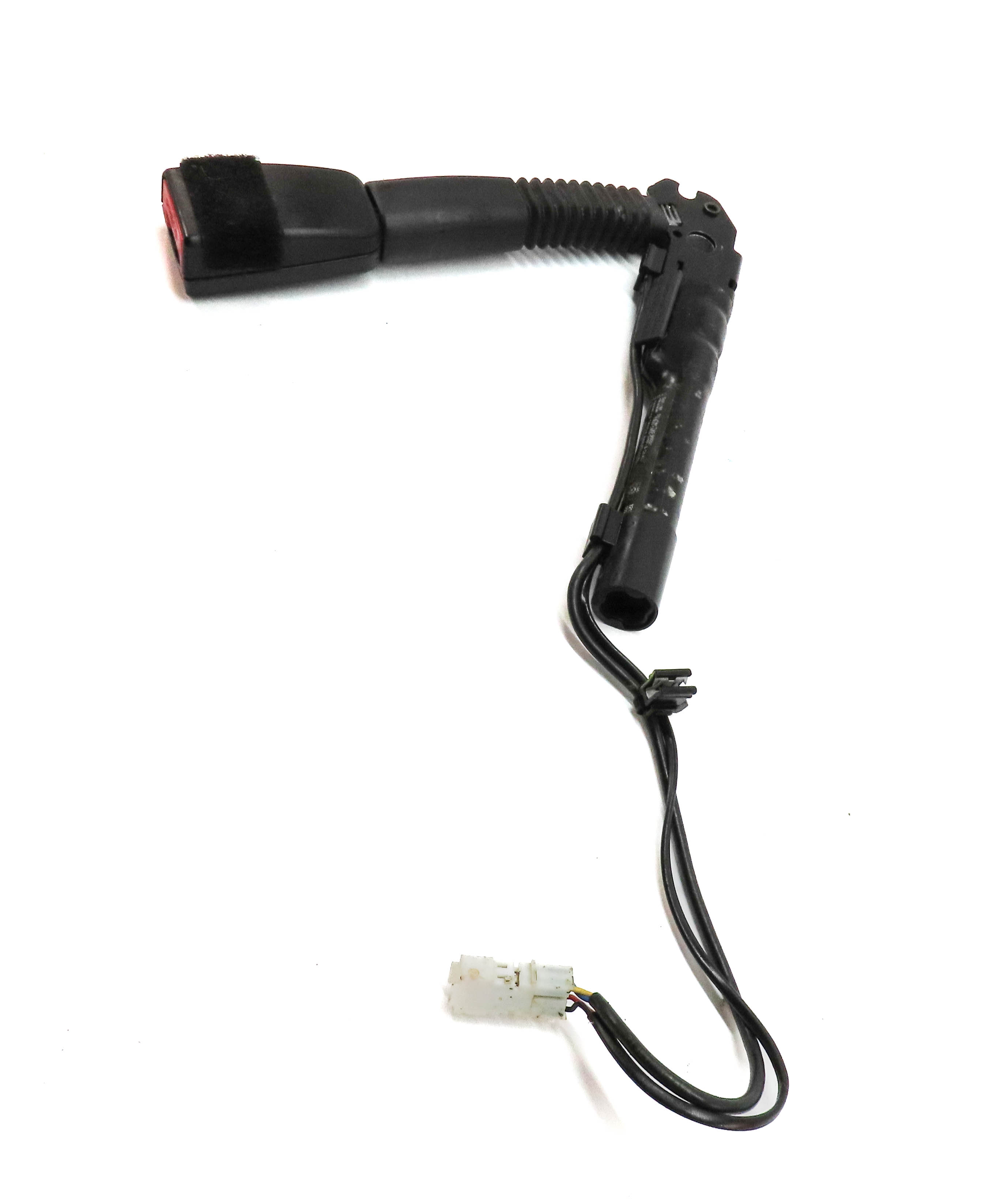 12-19 BMW 2 3 4 M3 (F22 F32 F33 F34 F36) FRONT RIGHT PASSENGER SEATBELT RECEIVER — exact item pictured